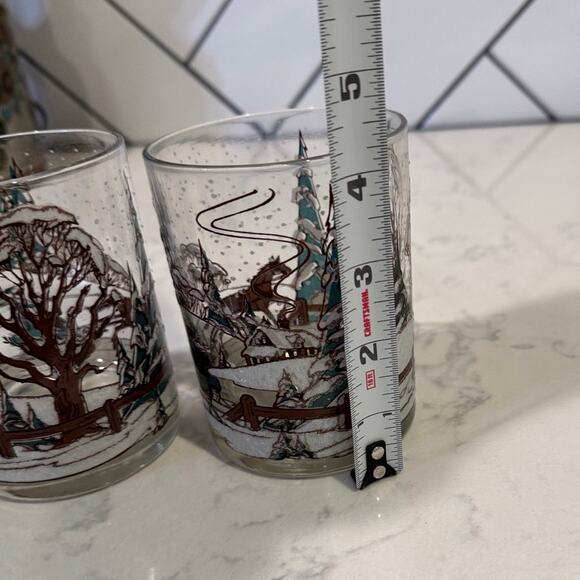Vintage Currier & Ives collector's series Christmas old fashioned glasses x2 - Picture 8 of 8
